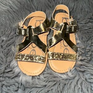 Little girls size 6C bebe sandals, perfect condition wore one time